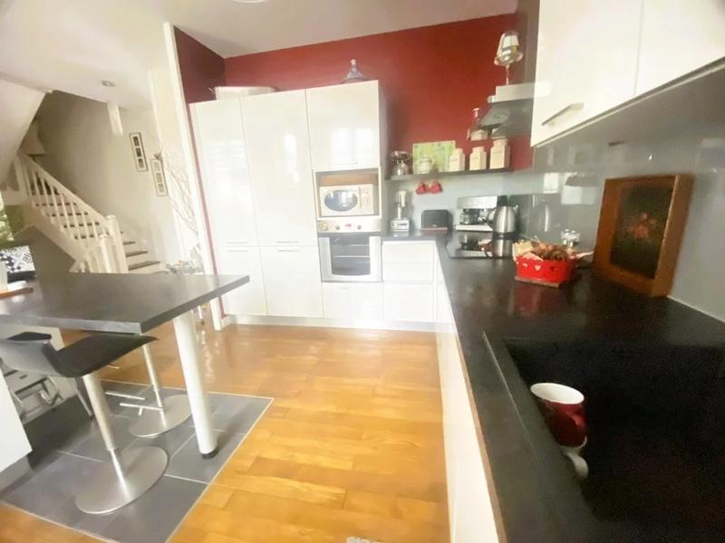 Maison de ville - 146 m² - 7 pièces