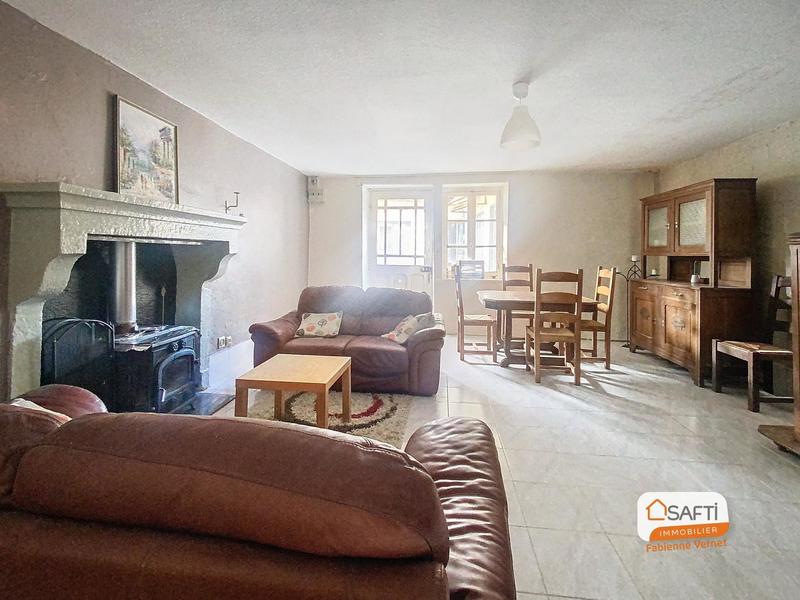 Maison - 90 m² - 4 pièces