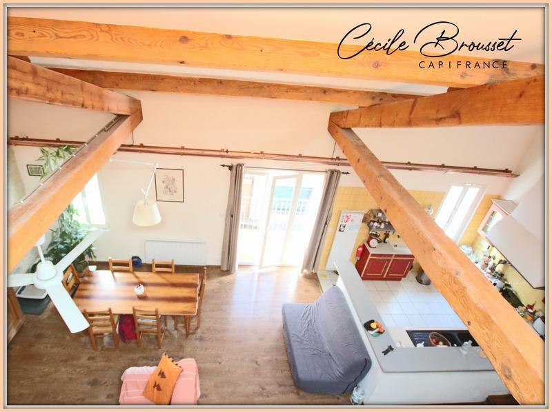 Duplex - 103 m² - 4 pièces