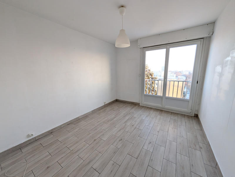 Appartement - 83 m² - 4 pièces