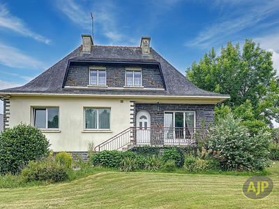 Maison - 148 m² - 7 pièces