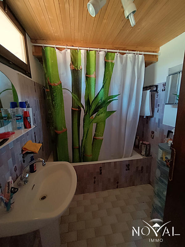 Local commercial - 240 m² - 2 pièces