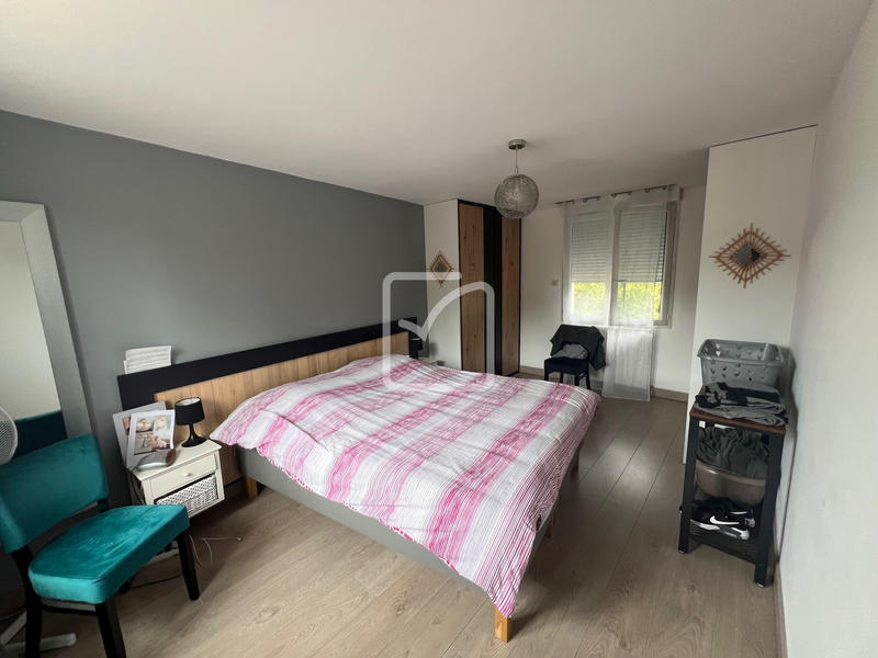 Maison - 418 m² - 20 pièces