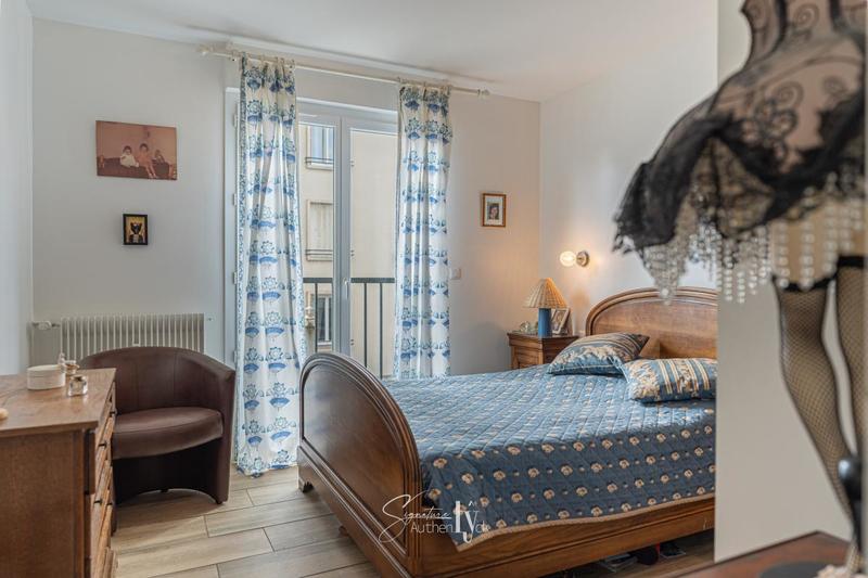 Appartement - 77 m² - 3 pièces