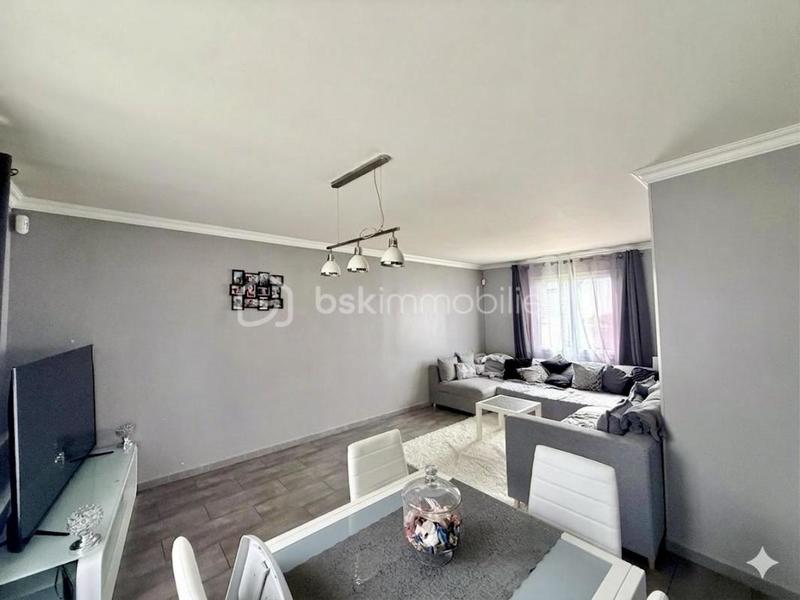 Maison - 170 m² - 7 pièces