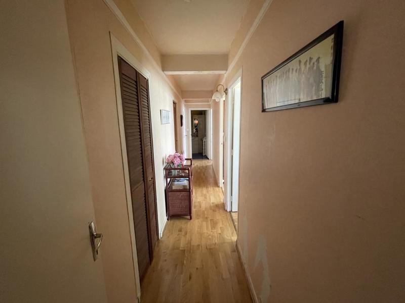 Appartement - 95 m² - 5 pièces