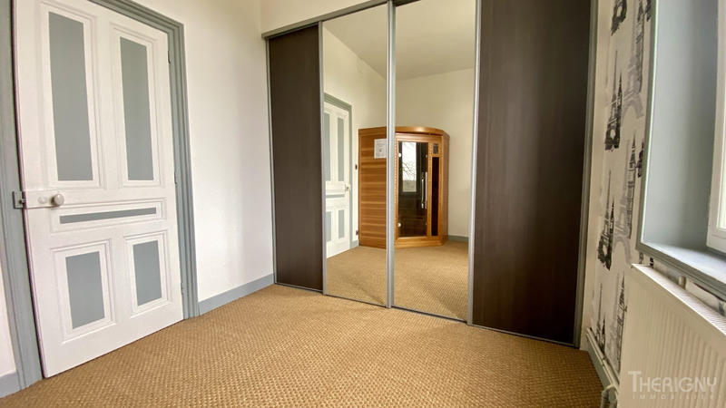 Maison - 184 m² - 8 pièces