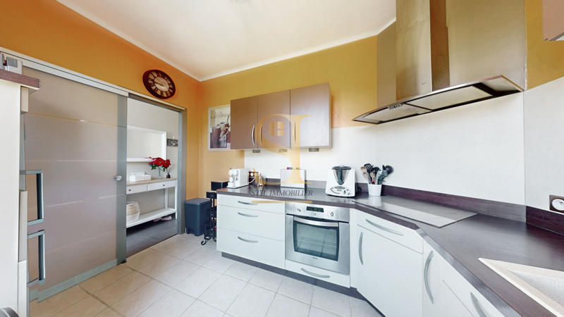 Maison - 108 m² - 7 pièces