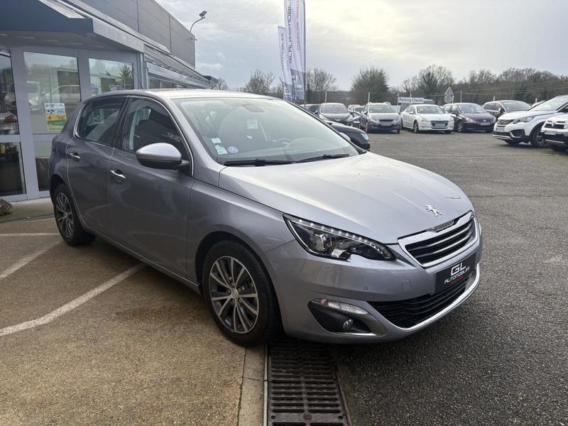 Peugeot 308 1.2l 130 Cv Allure Bvm 6 - Entretient Complet Camera Radar Avant et Arriere Feux Led