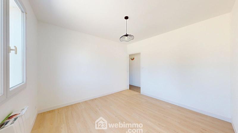 Maison - 84 m² - 4 pièces