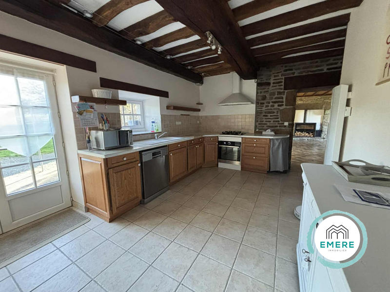 Maison ancienne - 175 m² - 8 pièces