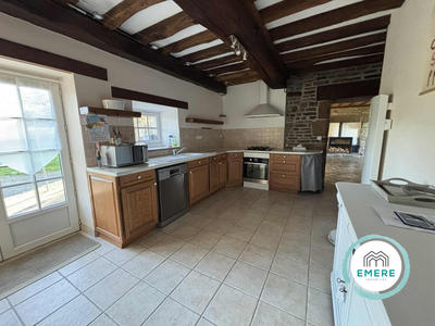 Maison ancienne - 175 m² - 8 pièces