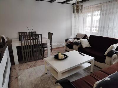 Appartement - 79 m² - 4 pièces