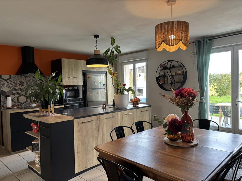 Maison traditionnelle - 107 m² - 5 pièces