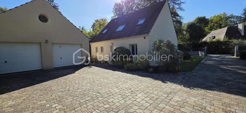 Maison - 115 m² - 6 pièces