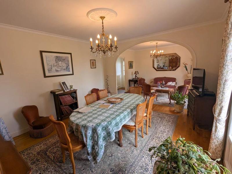 Maison - 138 m² - 5 pièces