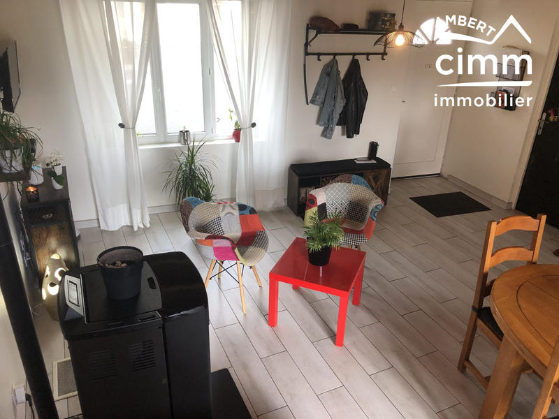 Maison - 122 m² - 8 pièces