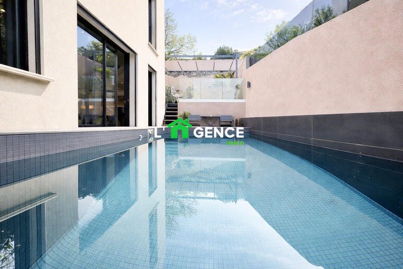 Villa - 160 m² - 6 pièces