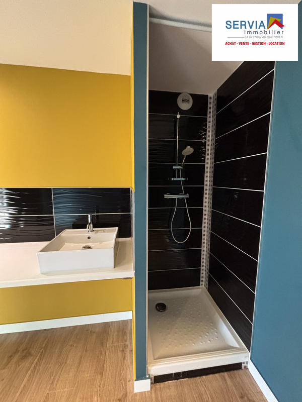 Local commercial - 46 m² - 3 pièces