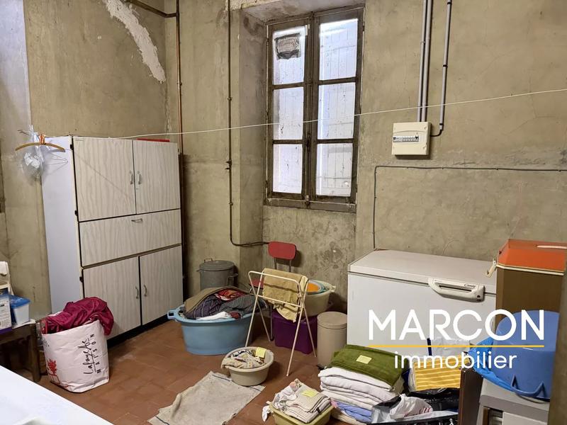 Maison - 177 m² - 7 pièces