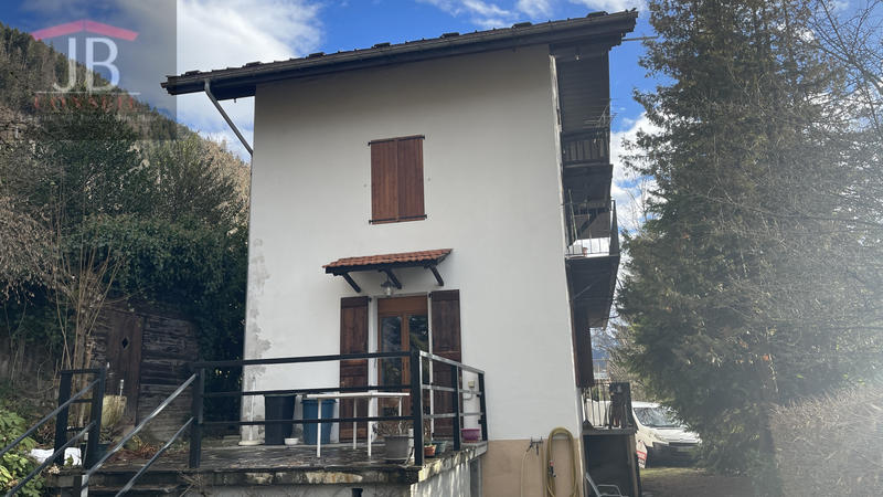 Maison - 176 m² - 6 pièces