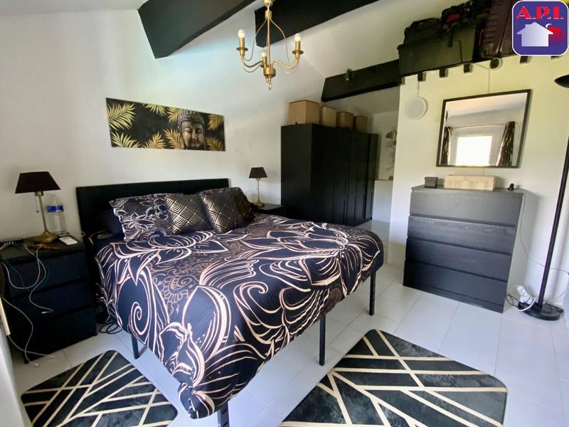 Maison - 195 m² - 7 pièces