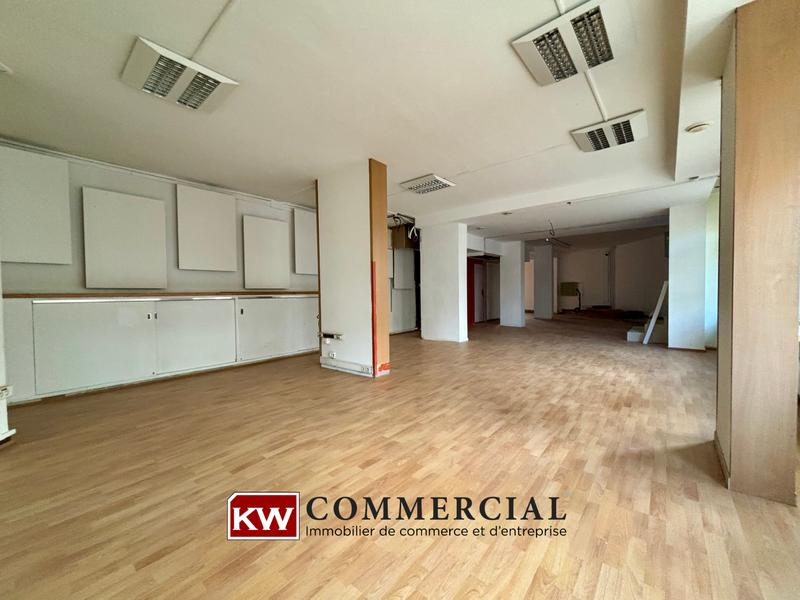 Local commercial - 174 m²