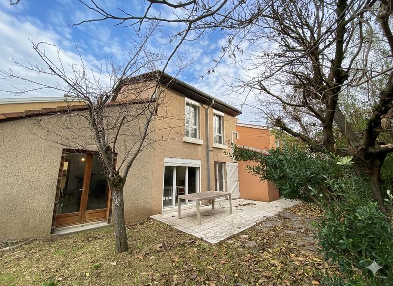 Maison traditionnelle - 108 m² - 5 pièces