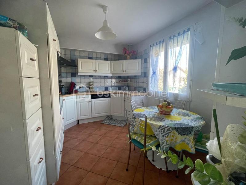 Maison traditionnelle - 128 m² - 8 pièces