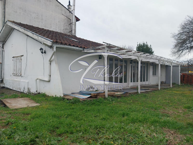 Maison ancienne - 84 m² - 3 pièces