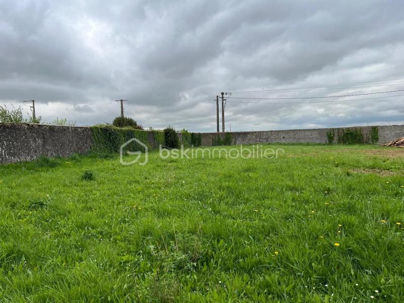 Terrain constructible - 882 m²