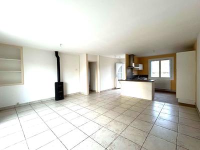 Maison traditionnelle - 94 m² - 5 pièces