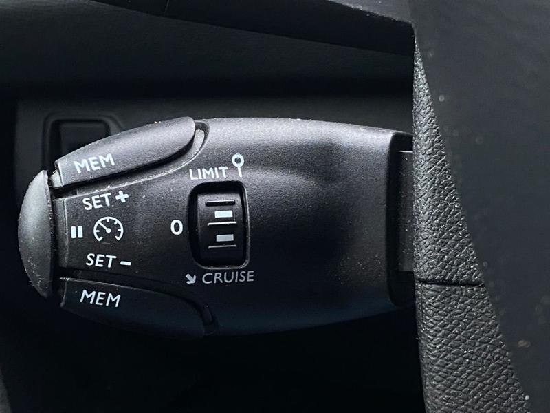 Peugeot 308 1.5hdi 130cv Affaire Premium Pack Carplay Radars Ar/Clim/Feux Auto 8250 Ht