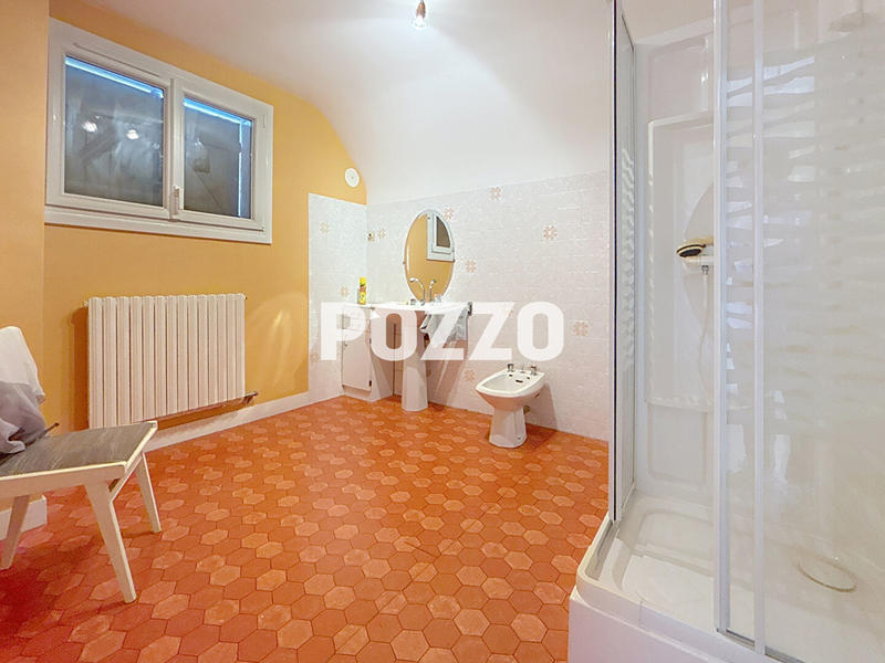 Maison - 137 m² - 5 pièces