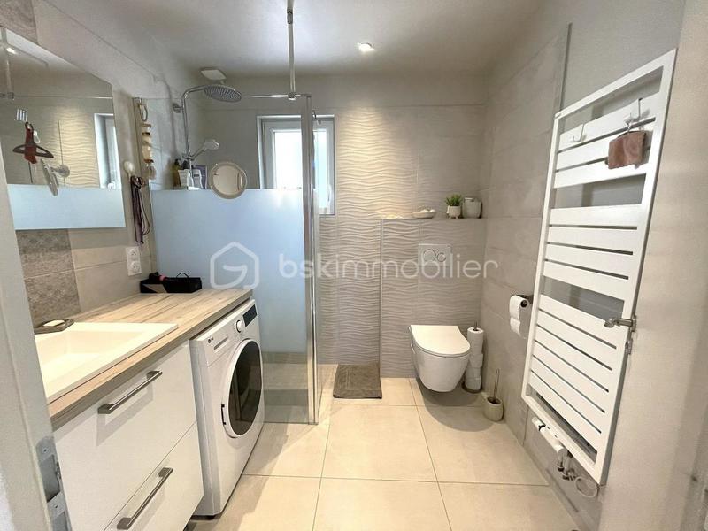 Maison - 147 m² - 6 pièces