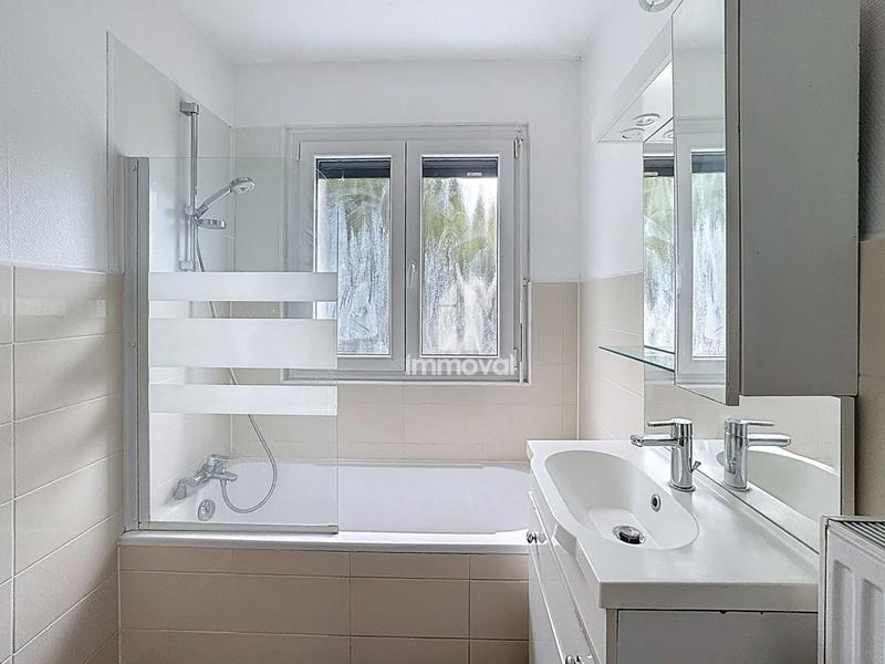 Appartement - 70 m² - 3 pièces