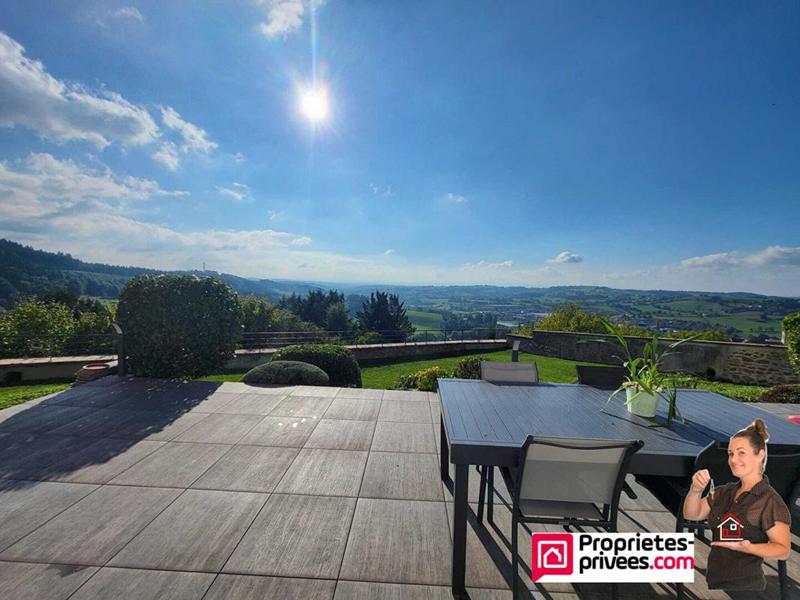 Maison - 111 m² - 4 pièces