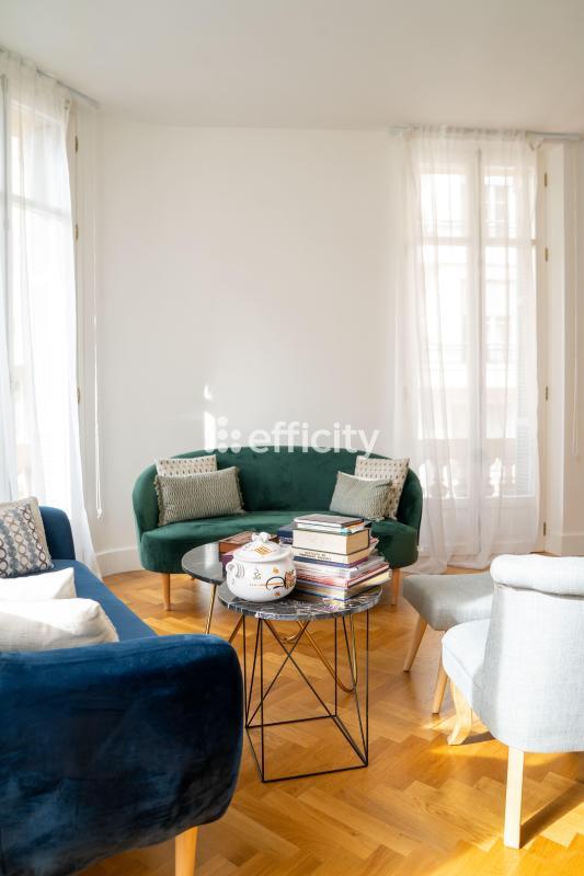 Appartement - 136 m² - 6 pièces