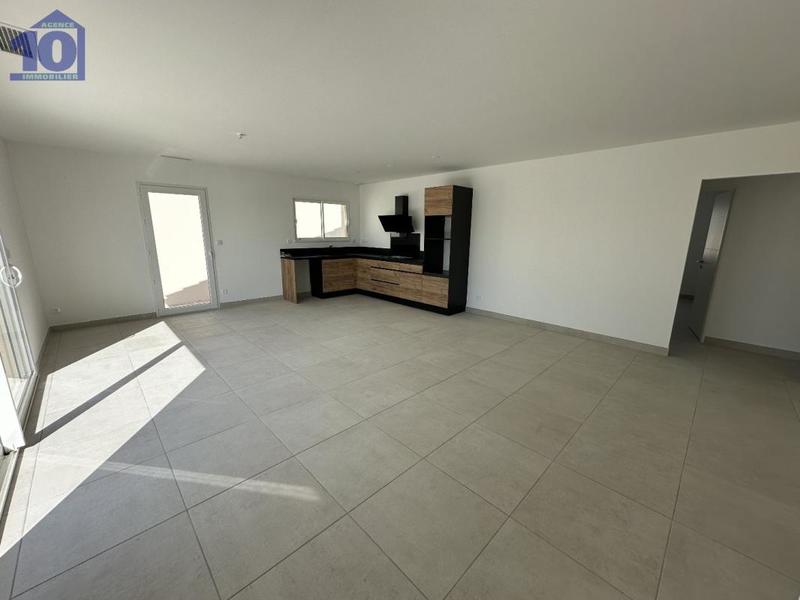 Maison - 97 m² - 4 pièces