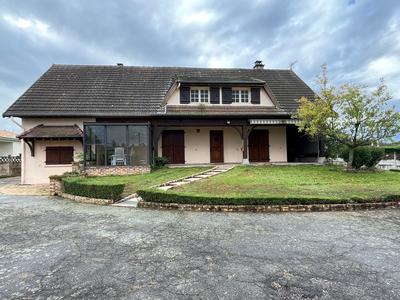 Villa - 98 m² - 6 pièces