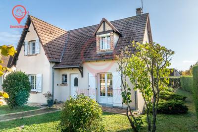 Maison - 122 m² - 5 pièces