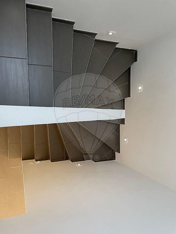 Maison - 112 m² - 4 pièces