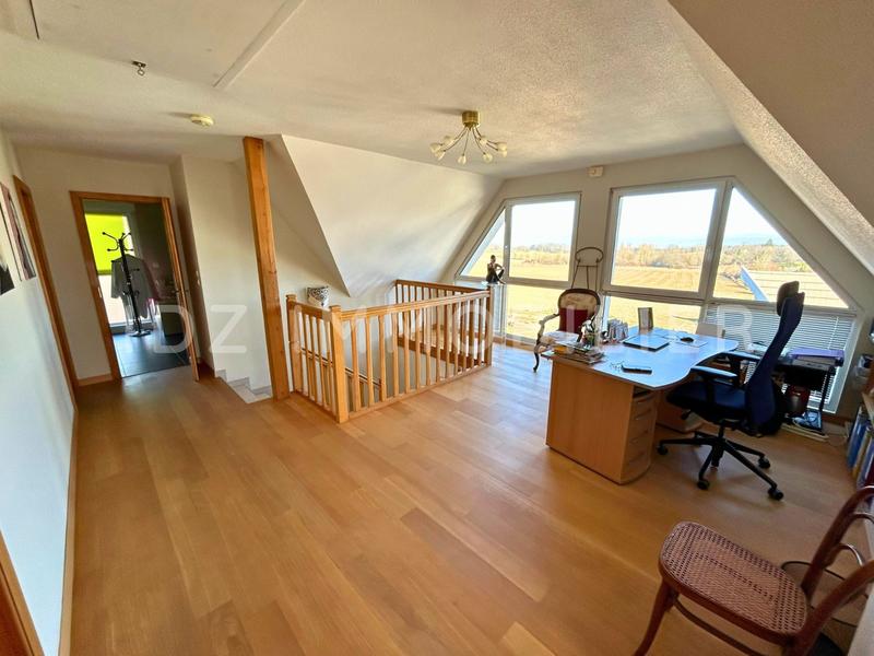 Villa - 221 m² - 6 pièces