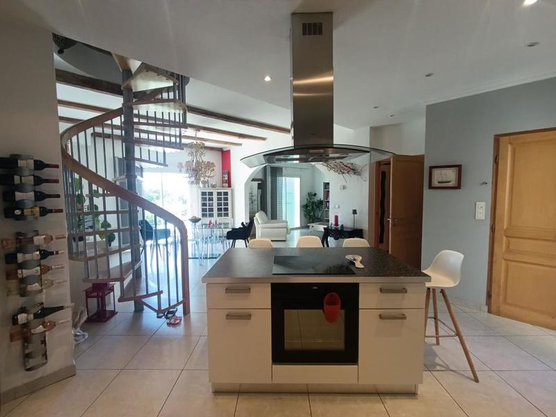 Villa - 170 m² - 5 pièces