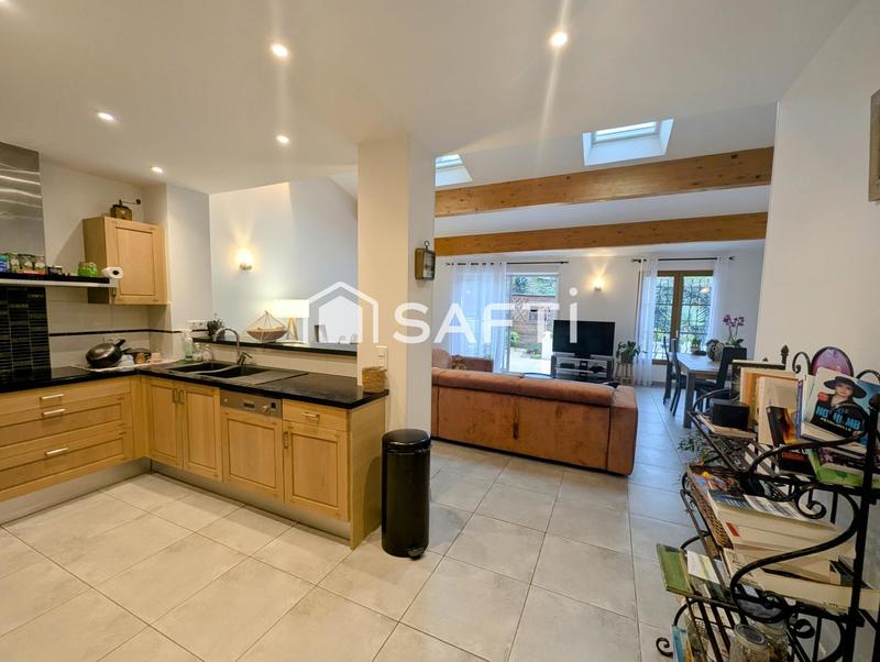 Appartement - 137 m² - 4 pièces