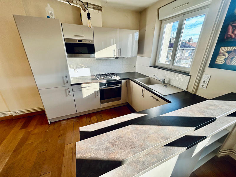 Appartement - 75 m² - 3 pièces