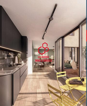 Appartement - 100 m² - 4 pièces