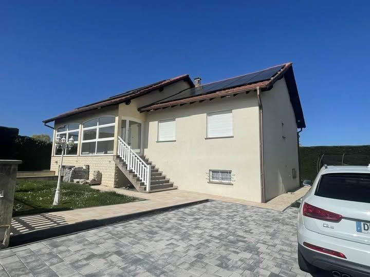 Villa - 180 m² - 6 pièces
