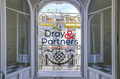 Appartement - 65 m² - 2 pièces