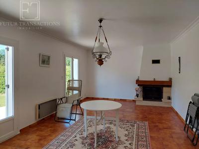 Maison - 95 m² - 7 pièces